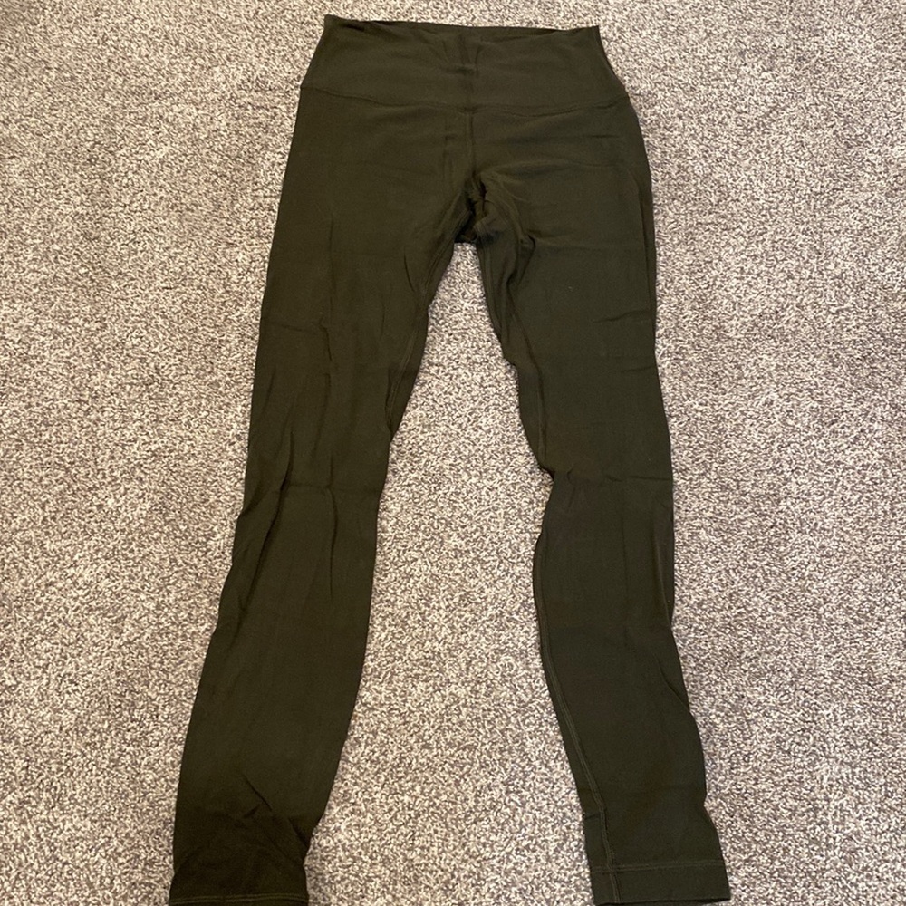 Lululemon align 28”inseam. Size 6. Dark olive color